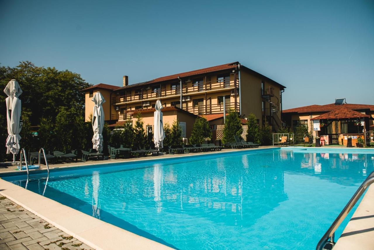 Hanul Lui Bogdan Economy Inn Faget  Exterior photo